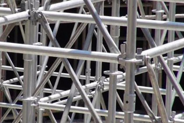 沈阳脚手架安装流程解析:规范操作,保障施工安全 沈阳脚手架安装流程解析:规范操作,保障施工安全